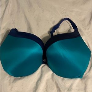 Victoria’s Secret Very Sexy Push-up 36DD